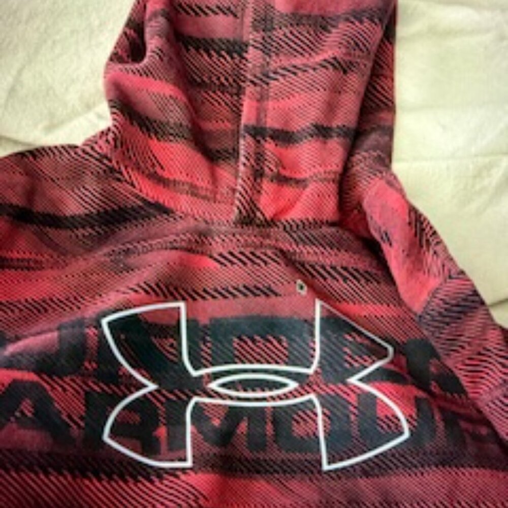 Under Armour Sweatshirt